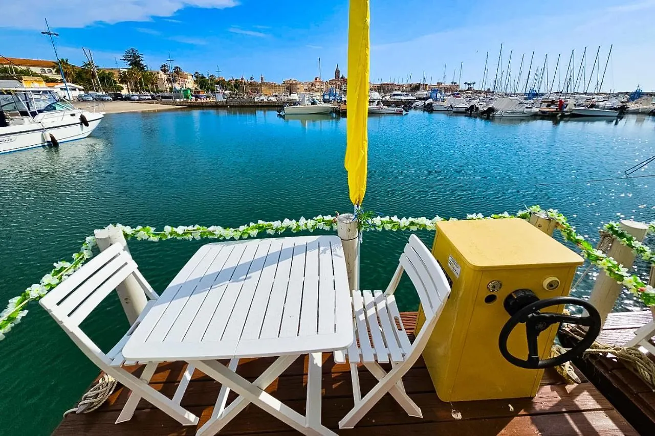 Πλωτό κατάλυμα Alghero House Boat Ιταλία