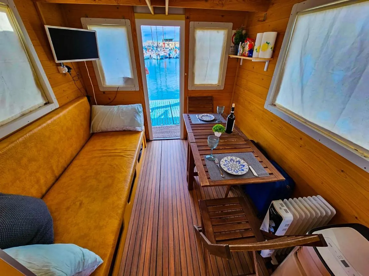 Alghero House Boat 0*,  Ιταλία