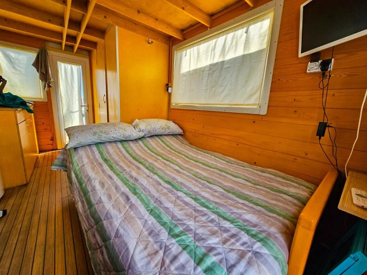 Alghero House Boat Πλωτό κατάλυμα
