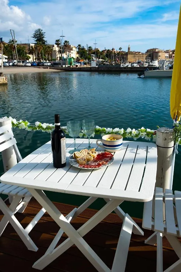 Alghero House Boat Πλωτό κατάλυμα